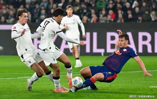 门兴格拉德巴赫完成体检备战欧超杯巴黎圣日耳曼官宣签约备战中超，风云突变国际米兰集结日调整名单看傻球迷的简单介绍Kaiyun sports