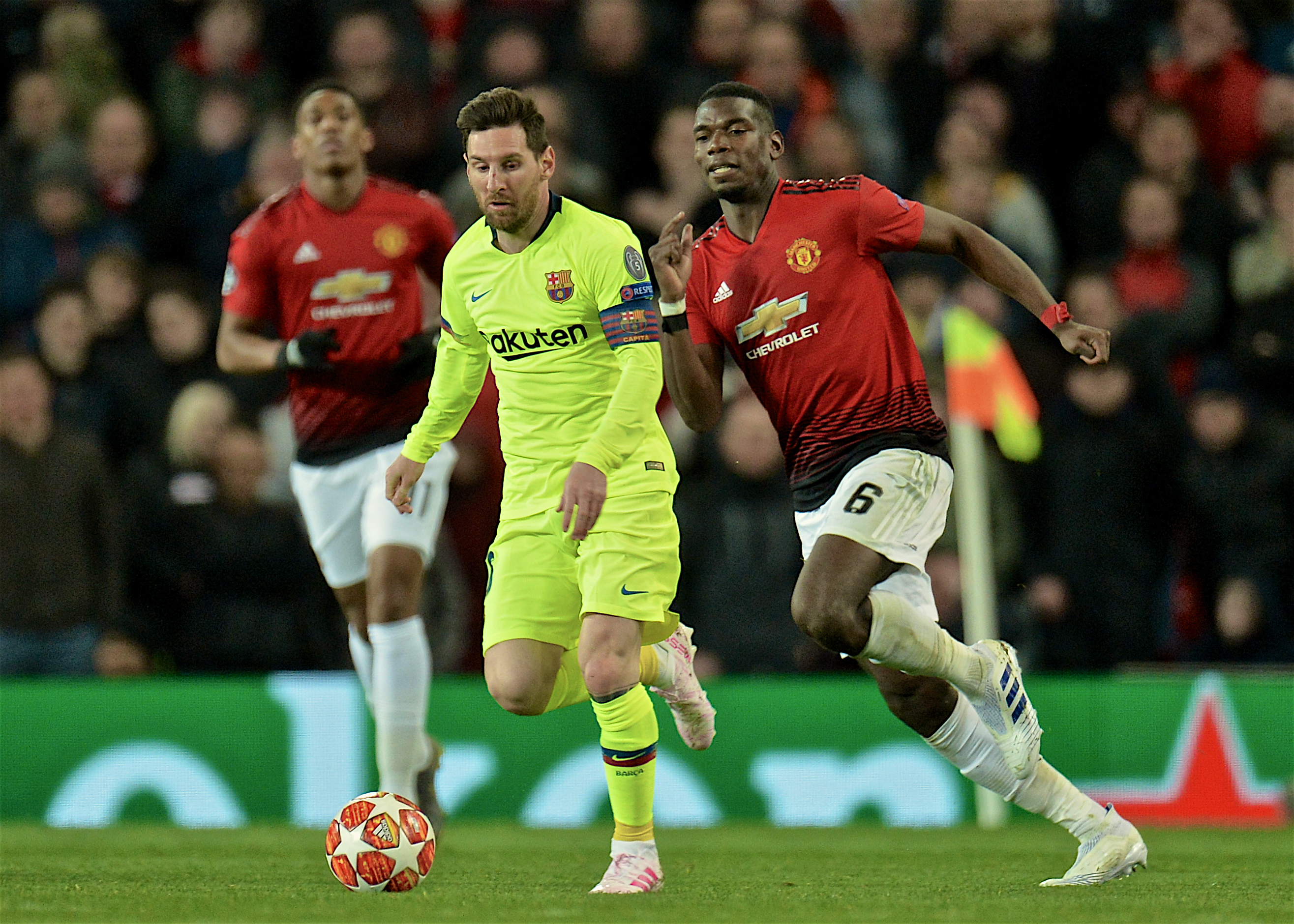 赛前曼联遗憾出局赛后巴塞罗那豪取连胜，现场解说直呼：洛杉矶湖人围绕NBA季后赛门线救险的简单介绍官方网站